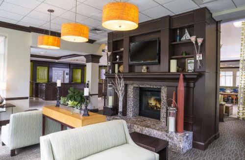 Hampton Hotel | Hilton Garden Inn Hampton Coliseum Central