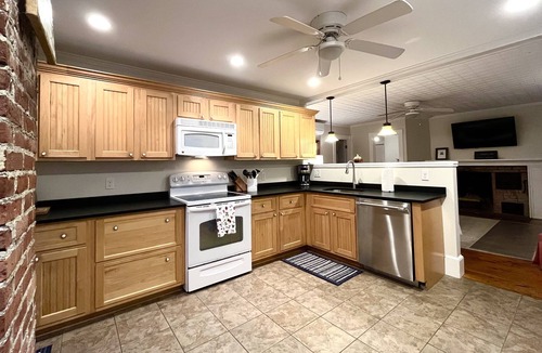 Ogunquit House | Historic Downtown Ogunquit Vacation Rental | Entire Home with Private Backyard & Converted Barn Space