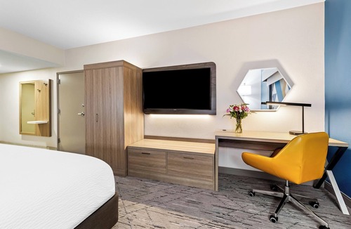 Sylva Hotel | Holiday Inn Express & Suites Sylva - Western Carolina Area by IHG