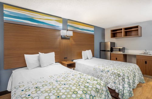 Witmer Hotel | HomeTowne Studios by Red Roof Lancaster