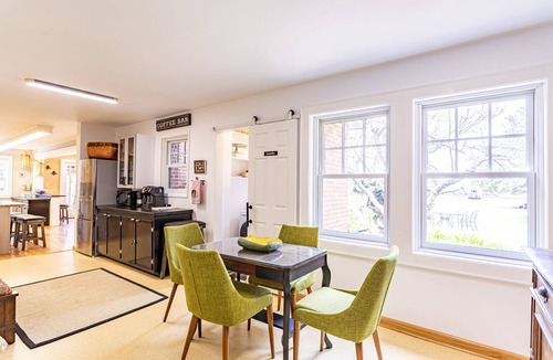Wanchese House | Island Waterfront Estate, Sunsets, boat basin, Close Beaches, Sleeps12, dogs OK