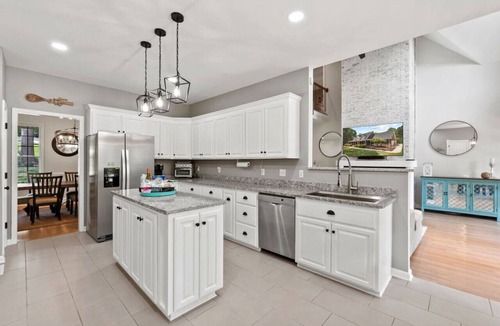 Westport Apartment | Lakefront Fun w/Private Dock, Kayaks, Hot Tub, Game Room (NEW), Pets OK
