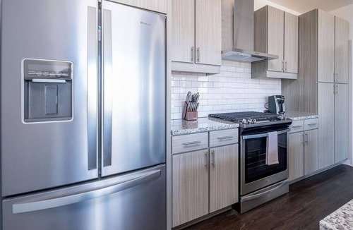 Avondale Apartment | Landing at Lakeview Green Apartments - 2 Bedrooms in Lakeview District