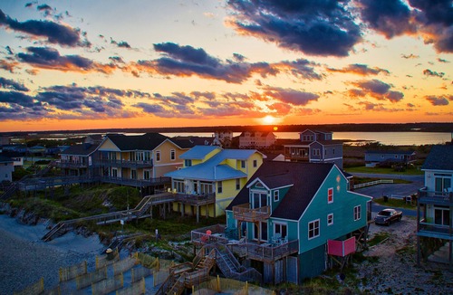 Ocean City Beach House | Larry’s Lazy Susan: Steps to the Surf, Perfect for Paws & Sunsets Reduced Rates