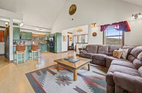 Tollgate Canyon House | Little Hideaway: Cozy Family Haven Above Park City