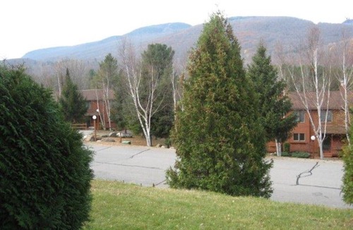 North Creek House | Long-term rental Detached house rental 13E