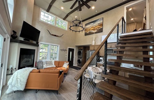 Bass Harbor House | Lux Cabin 2/2, HotTub, Wood Fireplace, Soaker Tub, Firepit, Walk to Lighthouse