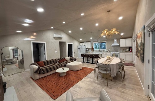 Bass Harbor House | Luxury 3/2, Wheelchair access, Hot Tub+Lift, Yard, Fireplace Walk to Lighthouse