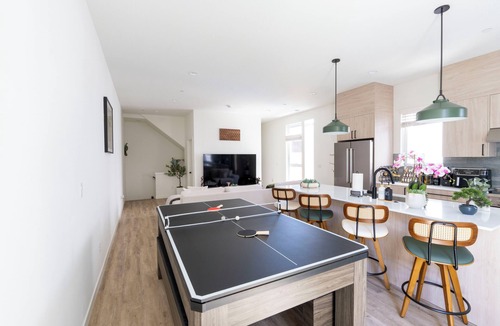 Broadway House | Luxury Capitol Hill Townhouse with Hot Tub, Sauna, EV Charger & Epic Views!