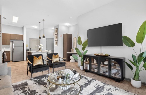 Paw Creek Apartment | Luxury Executive King Suite w/pool ~15 min to Uptown/CLT/Stadium/Atrium/Novant