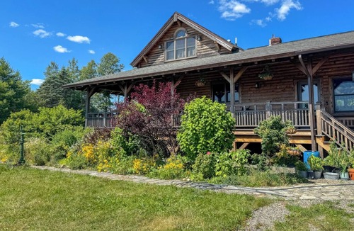 Patten House | Luxury Katahdin Region Getaway – Fully Furnished 4BR Retreat