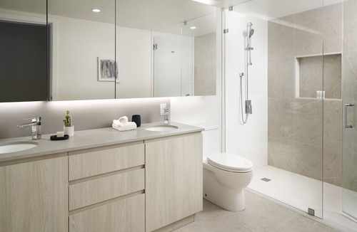 Belltown Hotel | Luxury Seattle Suite w/Balcony, King Bed & Pools—Near South Lake Union Fun!