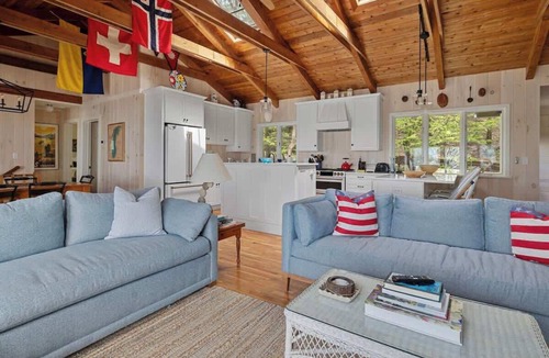 Bridgman House | Majestic Beachfront Beauty on the Sunset Coast