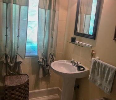 High Point Apartment | Mary's Place - Studio surrounded by nature but close to High Point