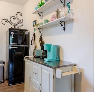 Wilmington House | MerManor by the Cargo District