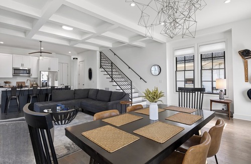 Historic Downtown Franklin House | Minutes from Main Street | Private Franklin Retreat | Fowlkes Street
