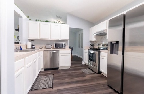 Westside House | Modern Family Retreat w/Game Room and Fire Pit. Near NAS JAX