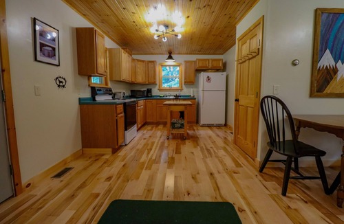 Rangeley Cabin | Moose Call Inn - private, snowmobile friendly spot!