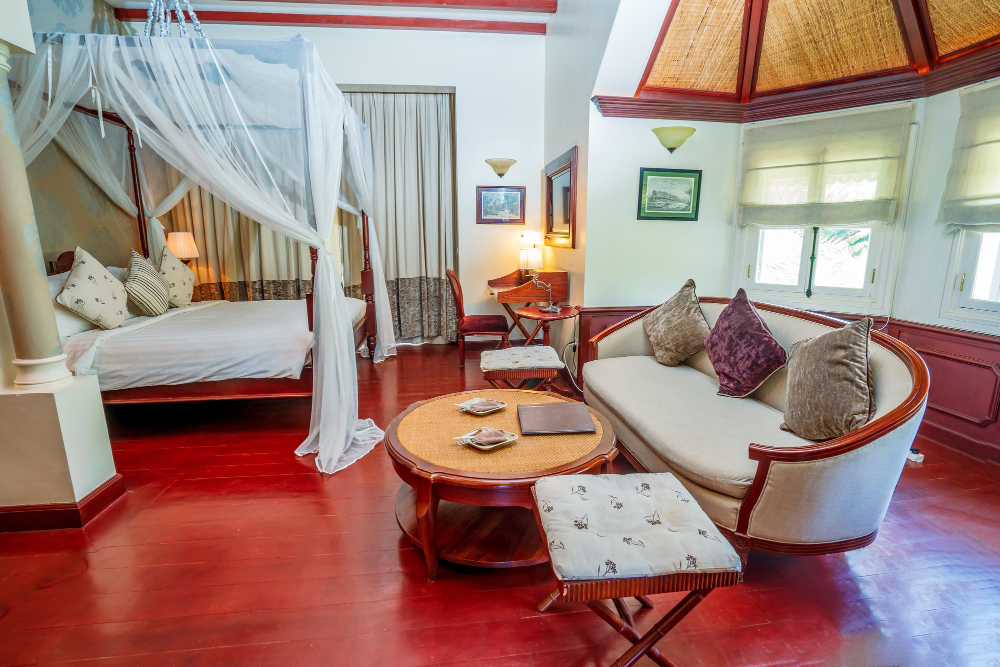 Rangeley Cabin | Moose Call Inn - private, snowmobile friendly spot!