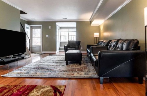 Malvern House | NEW!! Spacious 3 Bedroom Townhouse in Malvern, PA