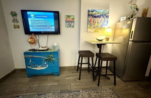 Myrtle Beach Condo | 💎NEWLY REMODELED! ISLAND TIME Honeymoon Suite Direct Oceanfront King Luxury