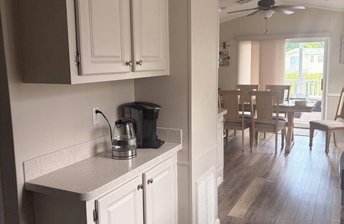Braden River House | Newly renovated, large deck, backs onto large pond