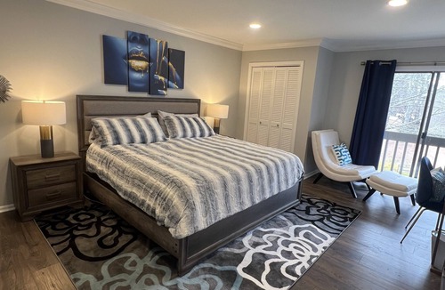 Pinehurst Condo | Newly Renovated Modern 3BR/2BA Condo on Pinehurst #5 with Lake Views