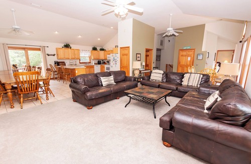 Southern Shores House | Oceanside, Private Pool, Golf Cart, Bar, Hot Tub, Rec Rm, SS4, Sunning Your Bunns