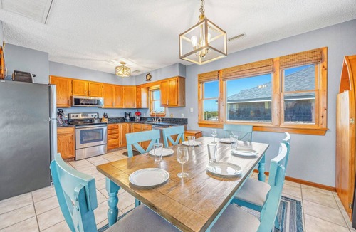 Avon House | Oceanview Home in Avon w/Screened Porch, Cargo Lift, Grill. Under the Big Sky!