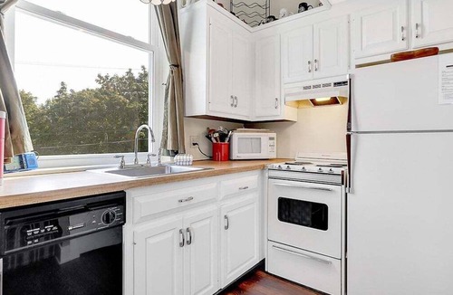 Bethel Condo | Opera House Loft 22 - Bethel Village