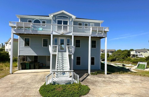 Ocean Sands House | OS525-6 BRs, Private Pool, Hot Tub, Movie Theatre, Foosball!