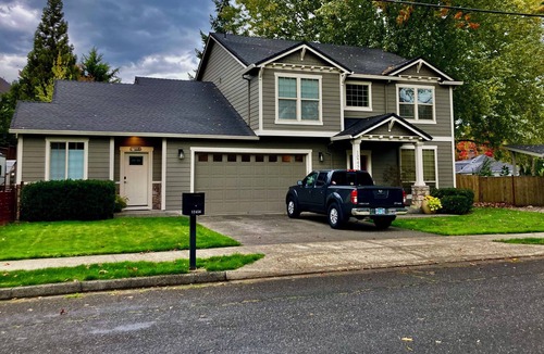 Arnold Creek Apartment | Oswego Empty Nest