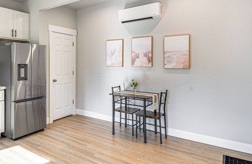 Wanchese Apartment | Outer Banks Couple’s Escape Near Beach & Gardens!