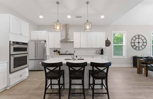 Mooresville House | Overlook Cove by SoCharm | Game room, basketball, board games, kayaking, and more