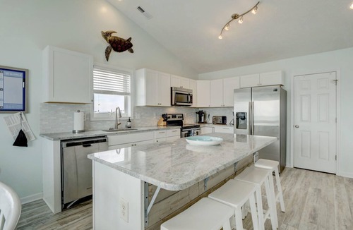 Surf City House | Paradise Found! Fabulous, Flexible, Beach Front Luxury! Hot Tub, Best Location!