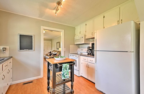 Elkin House | Peaceful Elkin Vacation Rental ~ 17 Mi to Mt Airy!