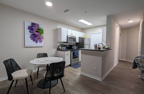 Southside Condo | Peaceful Mayo Condo - 5 Min to Mayo, Pool & Gym, Beach & UNF Nearby
