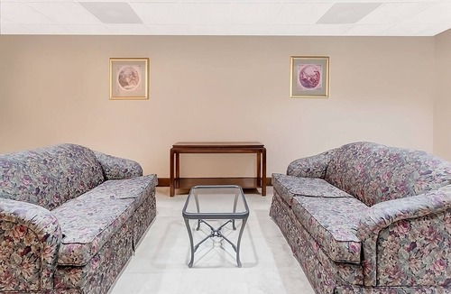 St. Augustine Hotel | Perfect Find! 4 Great Units, Outdoor Pool, Free Parking, Near Davenport Park