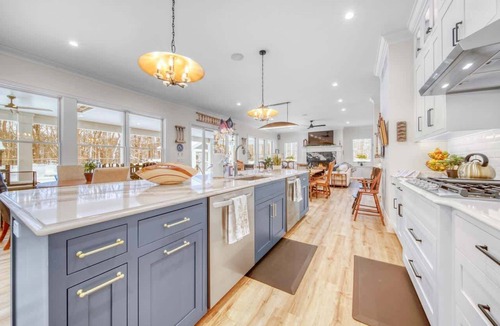 Fennville House | Pier Cove Estate - Pool, Pickleball, Hot Tub, Firepit - Sleeps up to 23