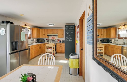 Winter Harbor House | Prime Coastal Location! Large Family Villa