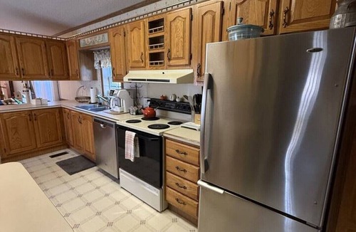 Berkeley Apartment | Private Cottage on Horse Farm in Williamsburg!