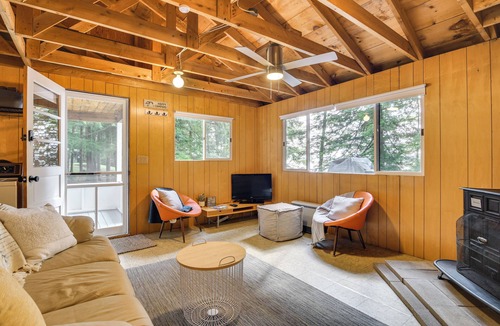 Belgrade Cottage | Private Dock on Messalonskee Lake: Cozy Cottage!