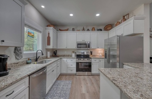 Dahlonega House | Private oasis close to the comforts of town-BW house