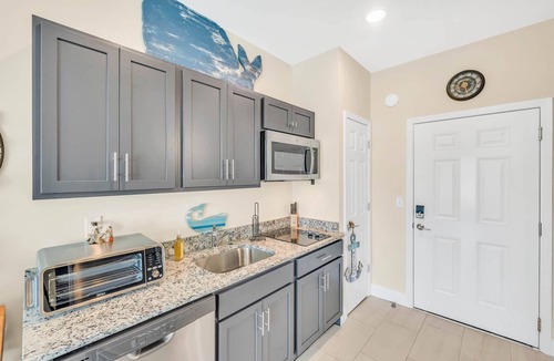 Southport Apartment | River Hotel 110