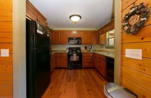 Sautee Nacoochee Cabin | Riverfront 3BR cabin with hot tub, game room, and fishing