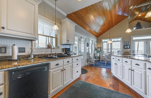 Hobucken House | Riverfront Aurora Home w/Deck & Private Pier!