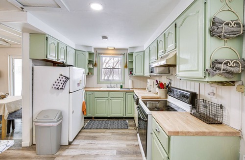 Topsham House | Riverfront Topsham Home ~ 28 Mi to Portland!
