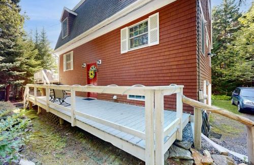 Southport House | Romley House | Deck & New Luxe Kitchen | Near Boothbay Harbor