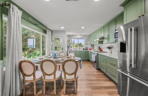 Orange House | Rooftop View, Spacious Yard, 19 min Disney, OR3