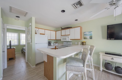 Truman Annex Condo | Sand Crab Cabana WEEKLY RENTAL 7 nights minimum! Truman Annex